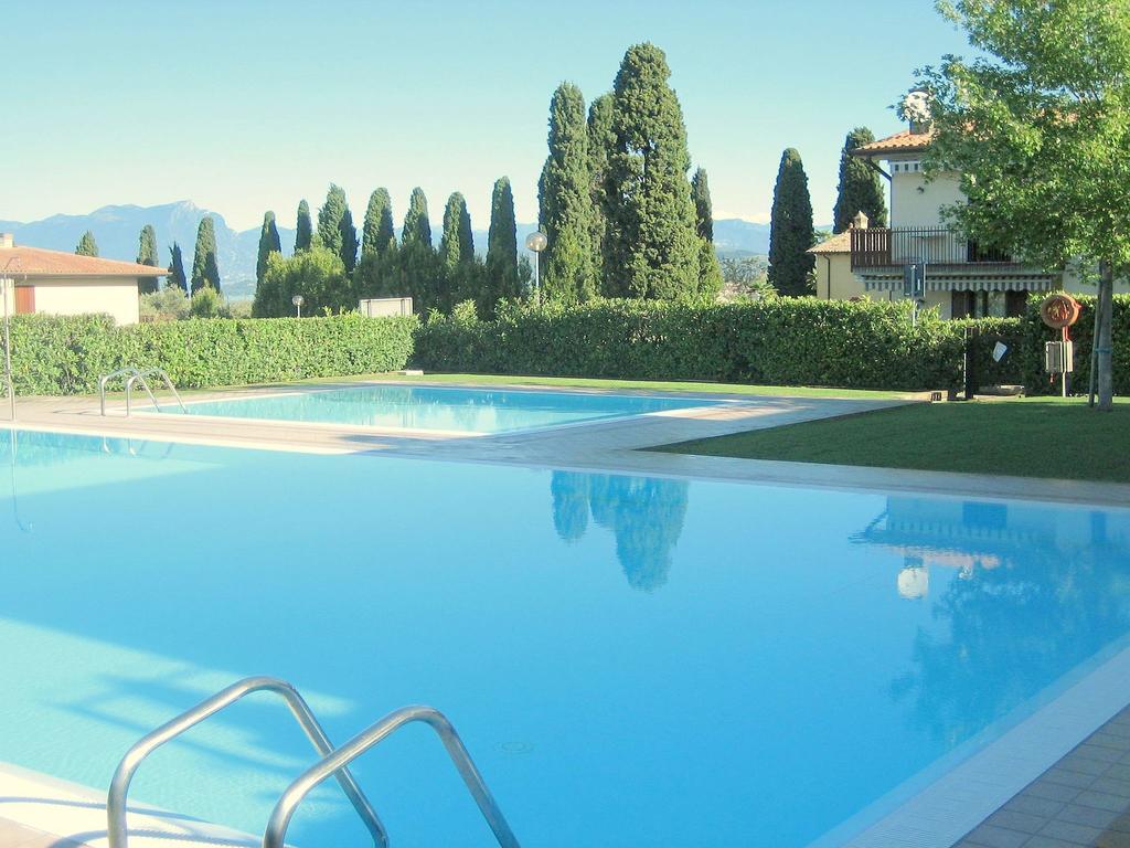 Belvilla By Oyo Enticing With Pool